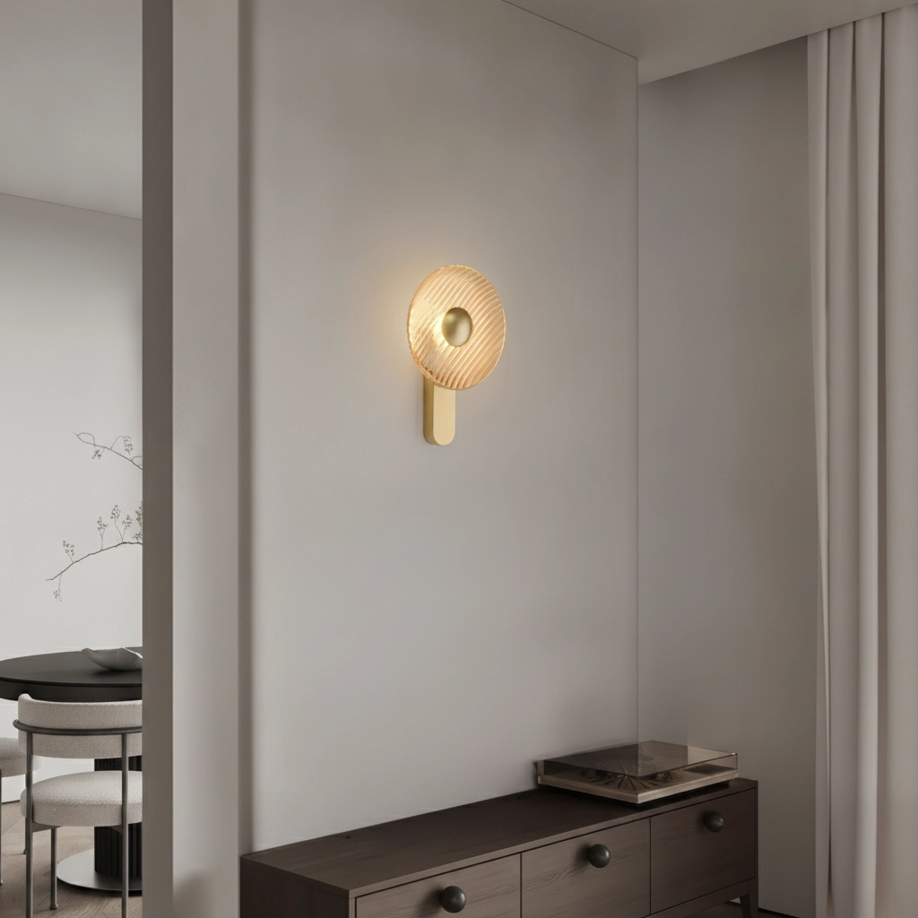 Design-Wandlampe Lavina Gold mit Bernsteinglas Ø 25 cm