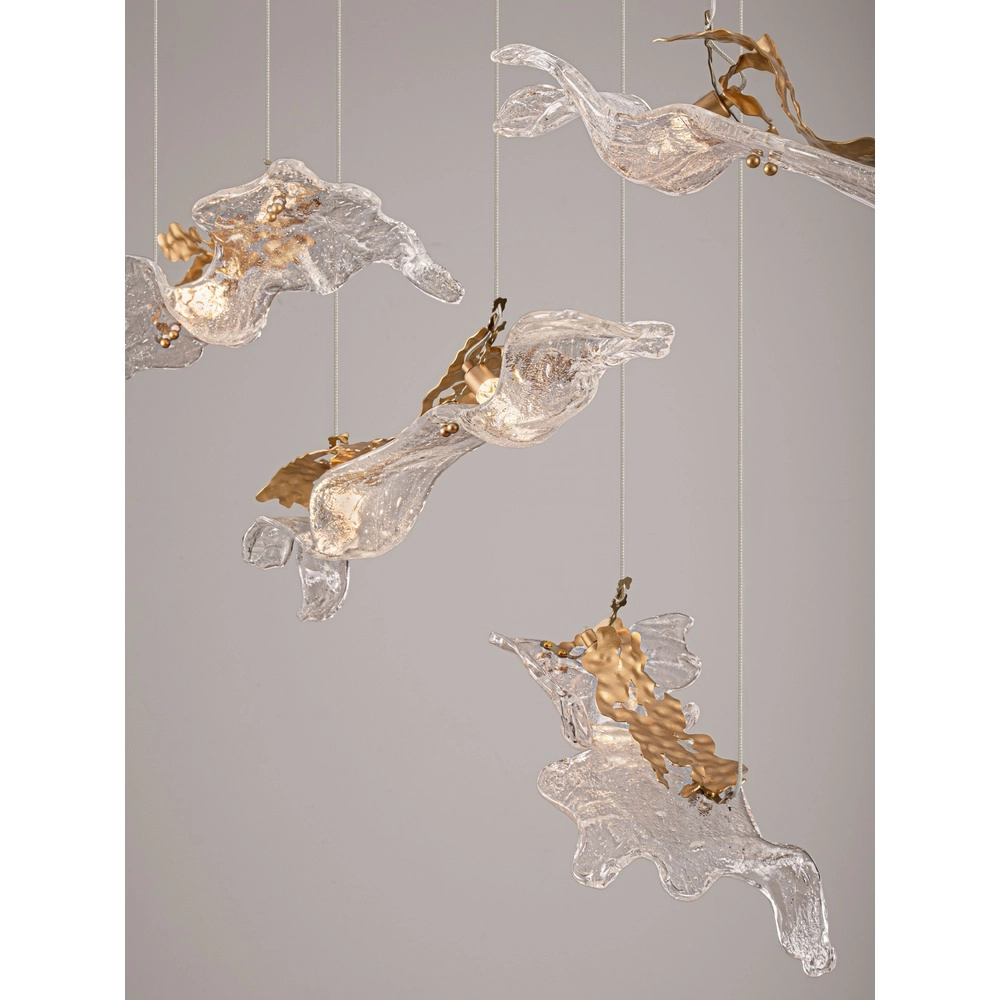 Goldene Pendellampe Avesa mit klarem Glas 128 cm Lyora 5212063500426