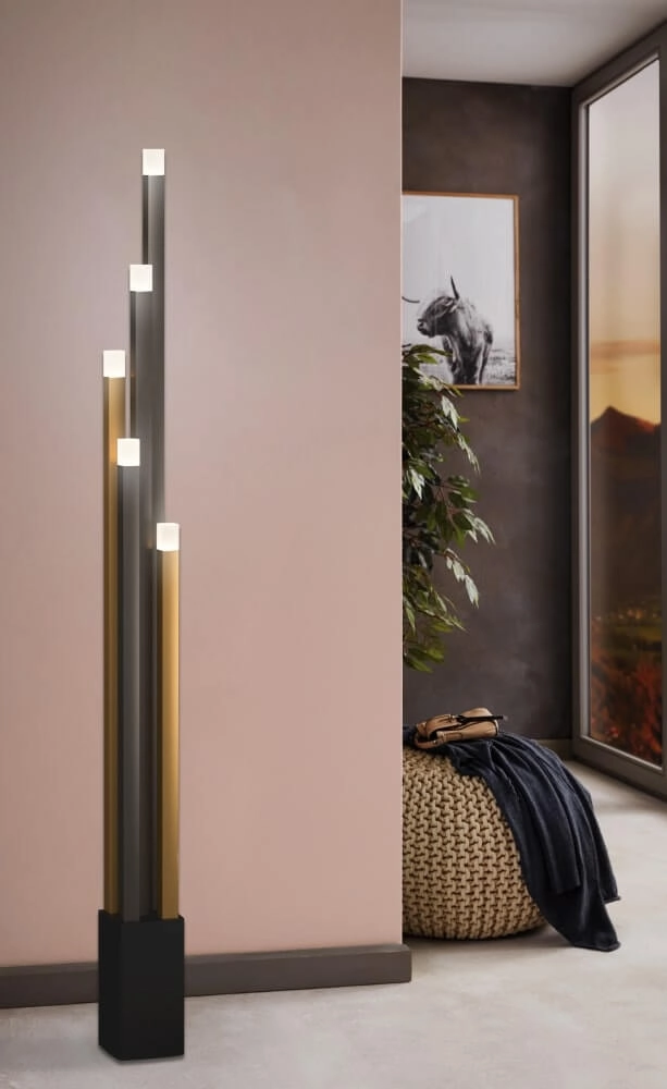 Schicke Stehlampe Estanterios mit LED Stars of Light 9002759399085
