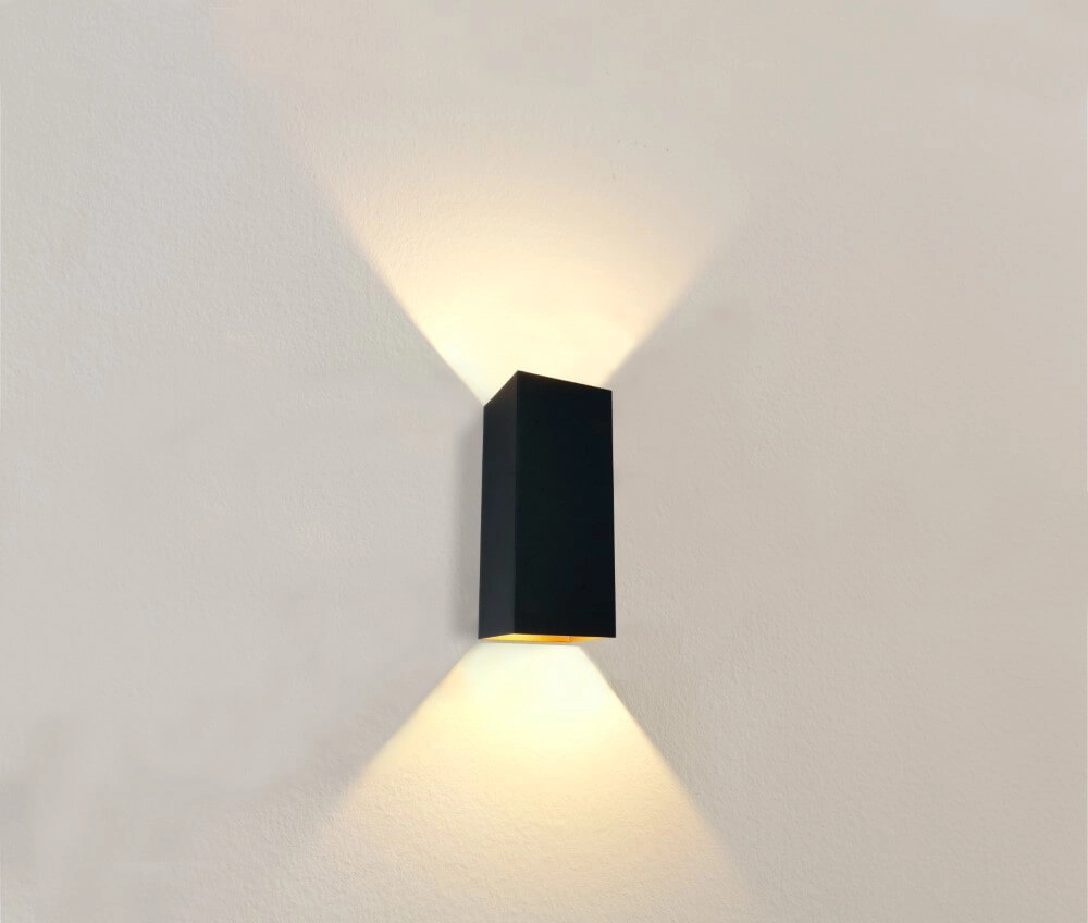 Schlanke Wandleuchte Dante XL schwarz mit gold