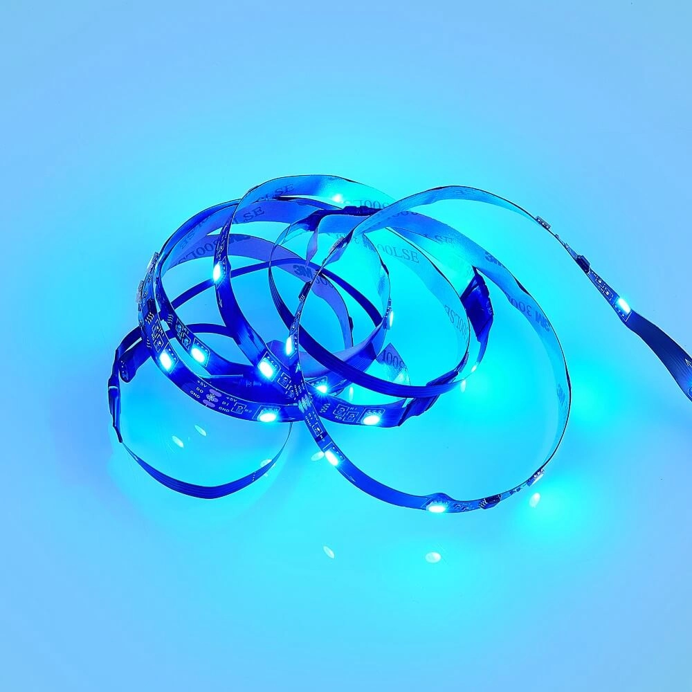 LED-Streifen Gaming Screen 1,2 Meter vor dem Bildschirm Trio 4017807577464