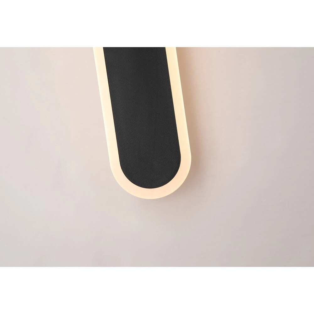 Design-Wandleuchte Bordo schwarz 90cm Searchlight 5053423272009