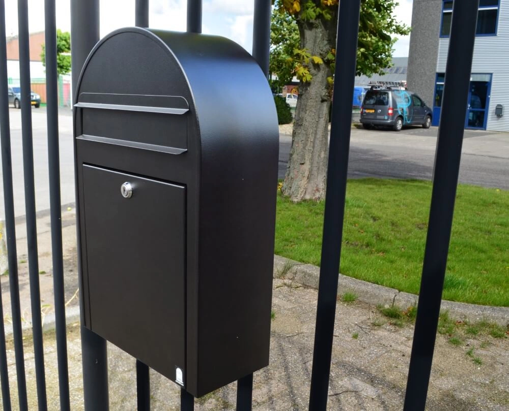 Briefkasten Classic S st9005 Strukturiertes Schwarz Bobi 6417237039323