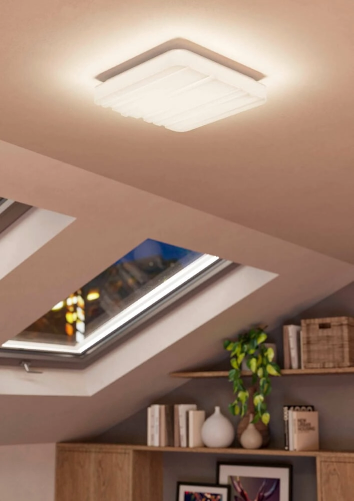 Moderne LED-Deckenleuchte Ferentino 28 x 28 cm Eglo 9008606245079