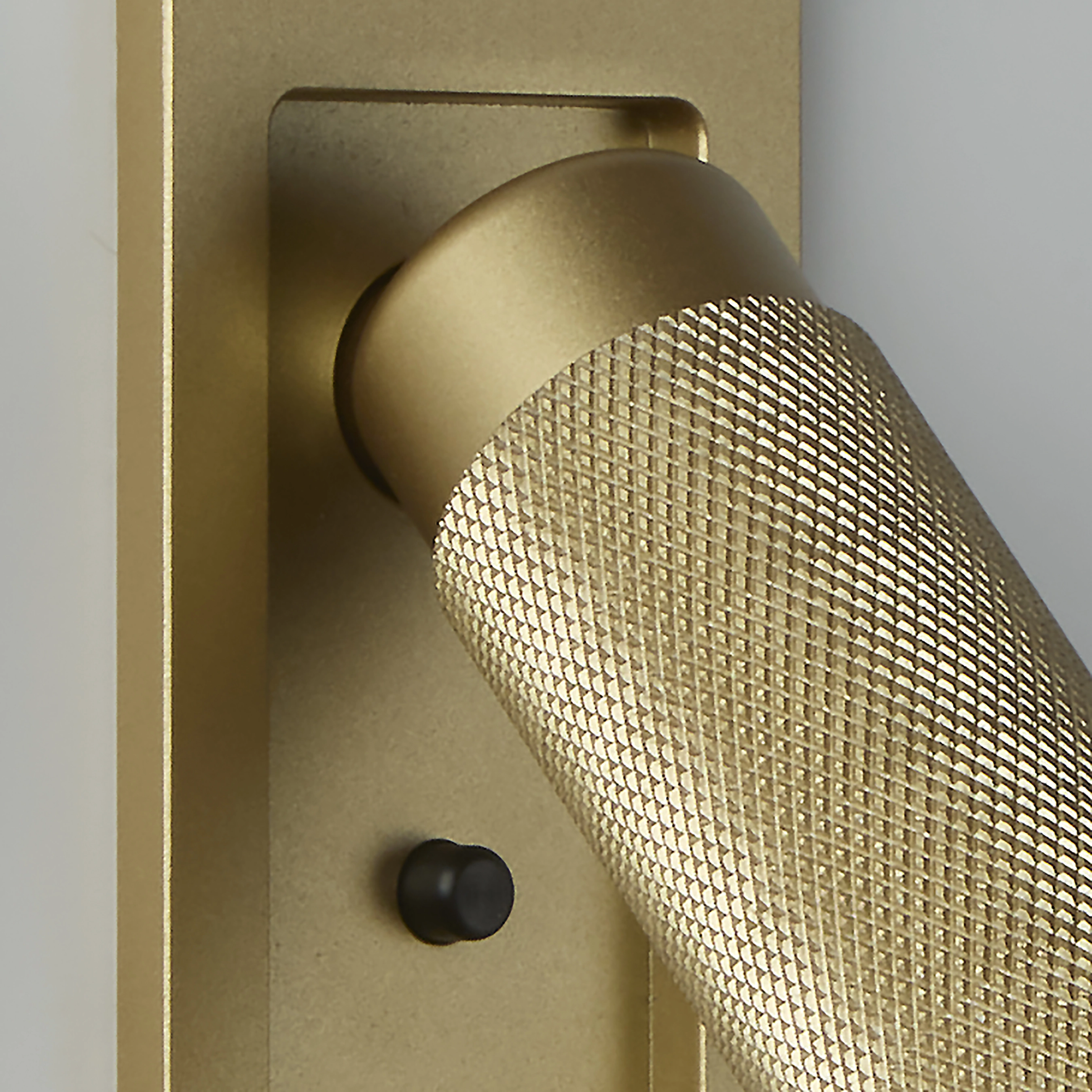 Nachttischlampe Kings Cross Eingebautes Gold Lyora 5053423312217