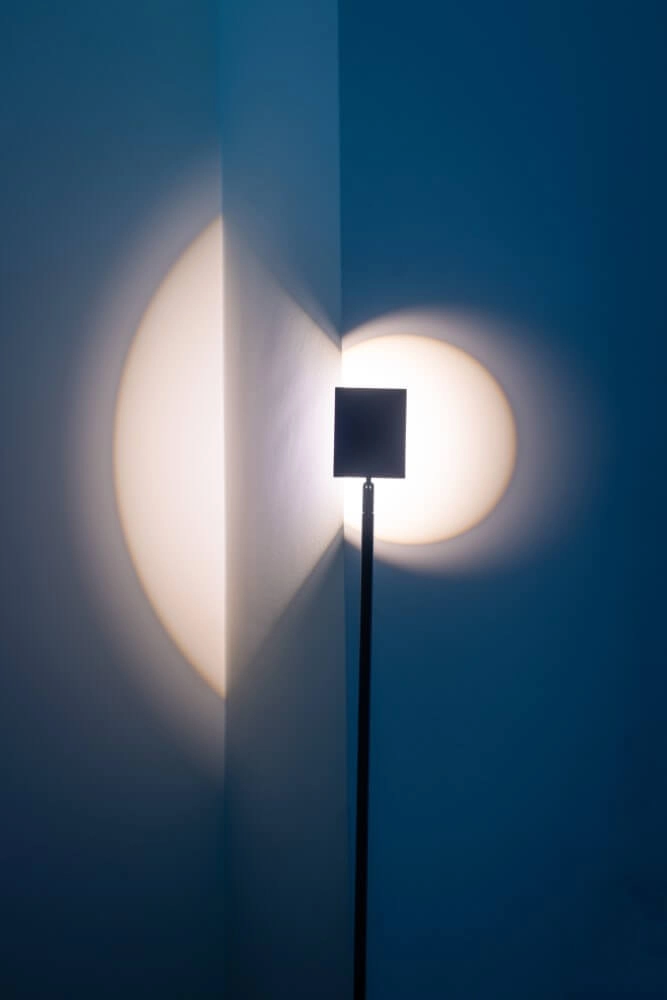 Schlanke Stehlampe Jake Design schwarz ETH 8720195306948
