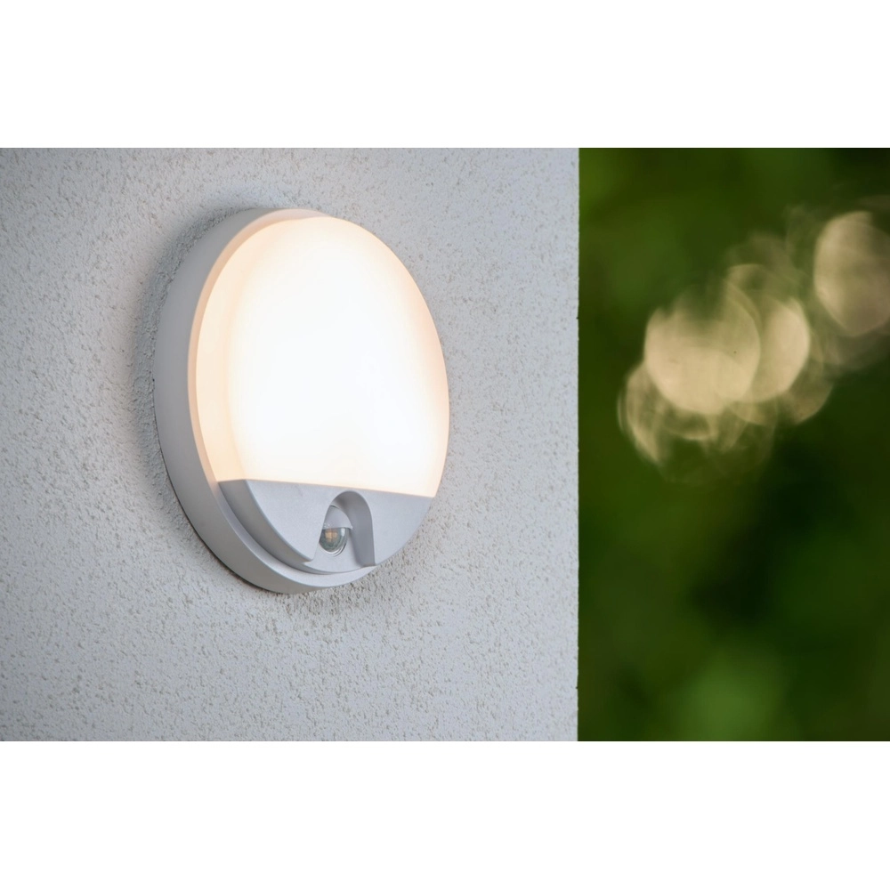 Elegante Wandlampe Hups Ir Ø 21 cm weiß mit Sensor Lucide 5411212221582
