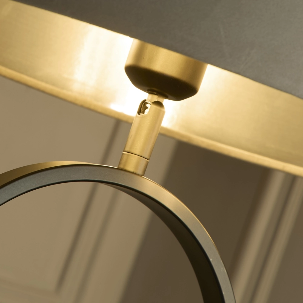 Stehlampe Modish schwarz mit taupefarbenem Farbton Searchlight 5053423307589