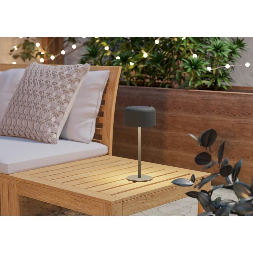 Schlanke Tischleuchte Roccanova Solar Green mit USB Eglo 9008606355051