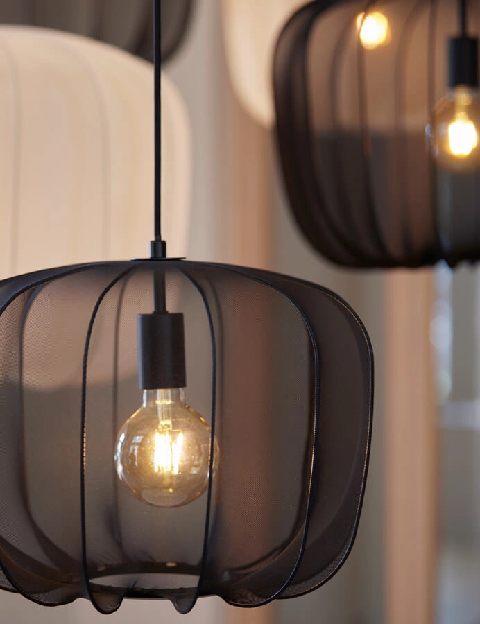 Böhmische Pendelleuchte Plumeria schwarz Ø 40cm Light & Living 8717807651381