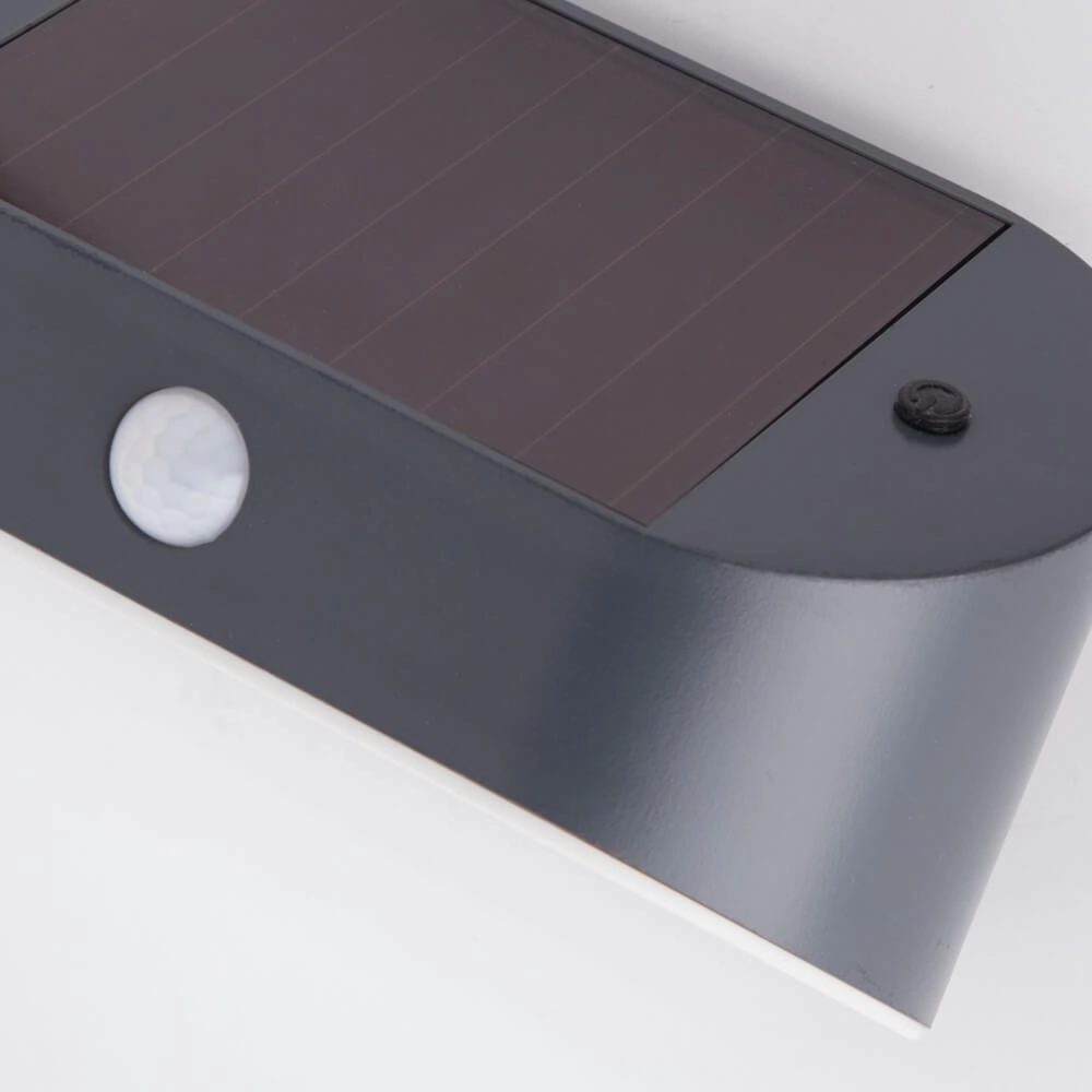 Anthrazitfarbene Wandleuchte Solar Design Searchlight 5053423241456