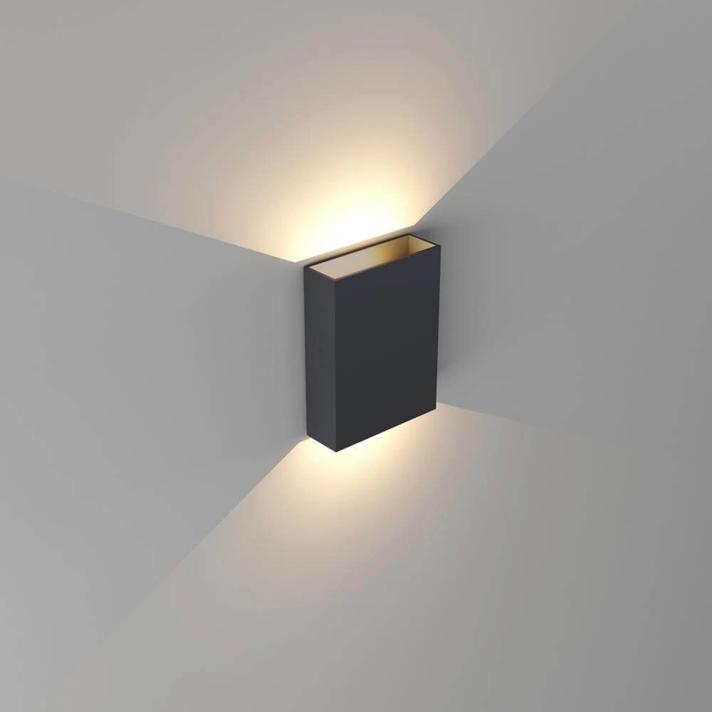 Schlanke Wandleuchte Memphis schwarzes gold
