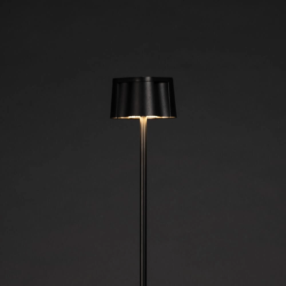 Schwarze Stehlampe Nice für draußen KonstSmide 7318307831757