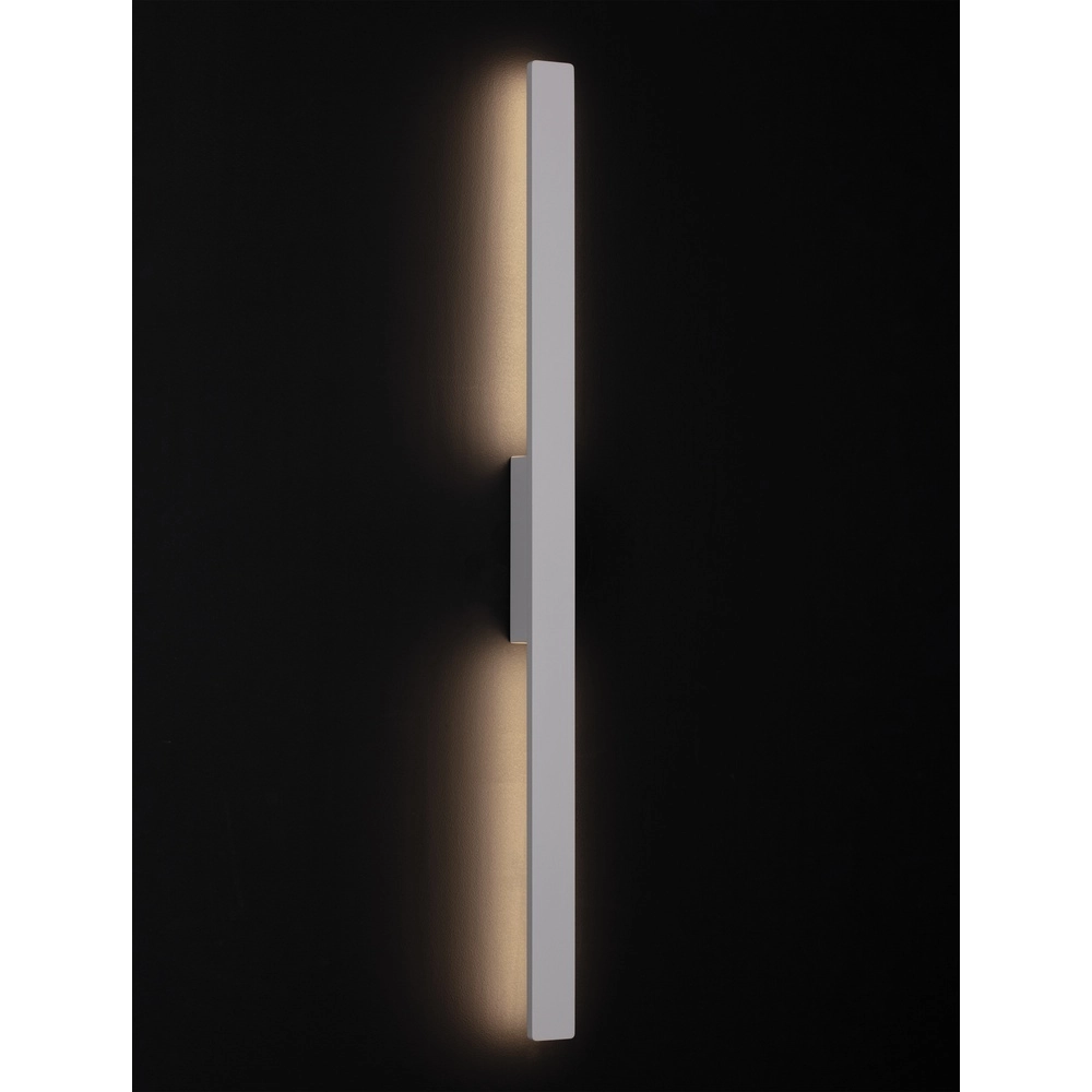 Schlanke Wandleuchte Aneth weiß 104cm