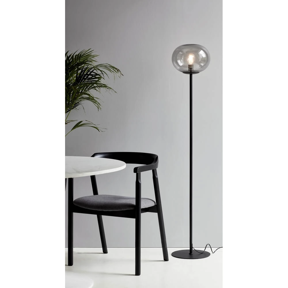 Stehleuchte aus Glas Alton schwarz mit Rauchglas Nordlux 5704924001093