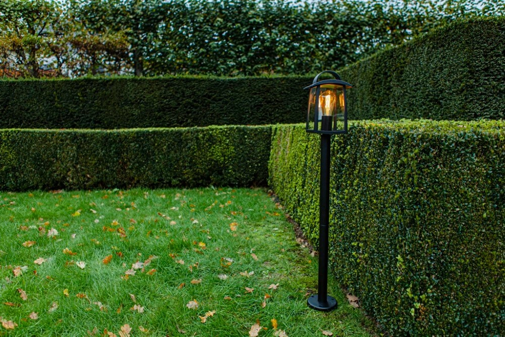 Schöne Gartenlampe Kelsey schwarz M Lutec 6939412079431