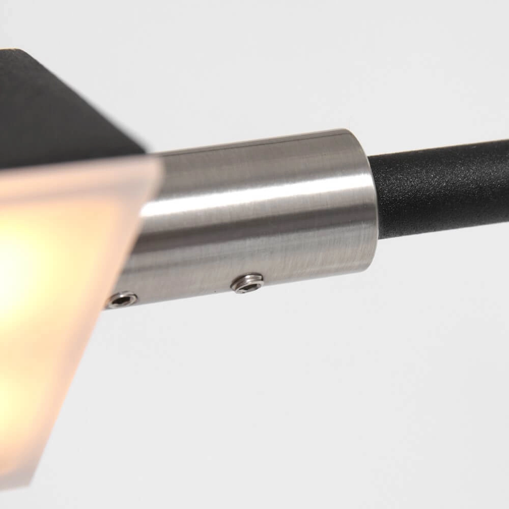 Schwarze Leselampe Retina mit LED Steinhauer 8712746135695