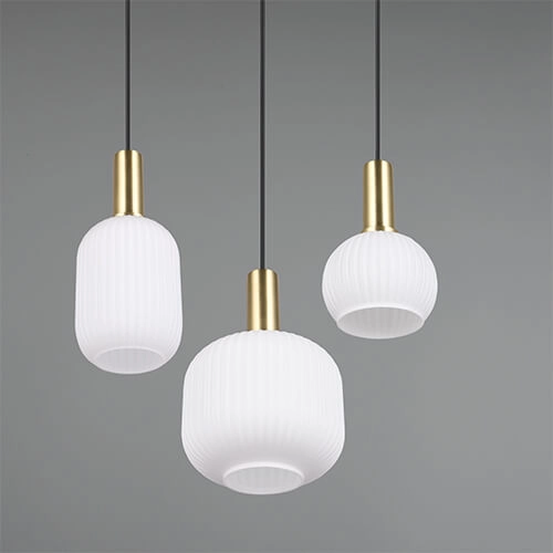 Hängelampe für das Esszimmer Diva 3-flammig – weißes Glas Trio 4017807614503