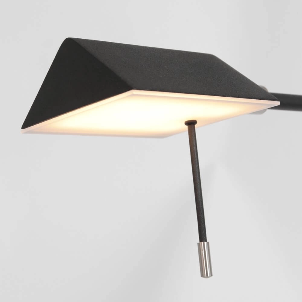 Schwarze Leselampe Retina mit LED Steinhauer 8712746135695