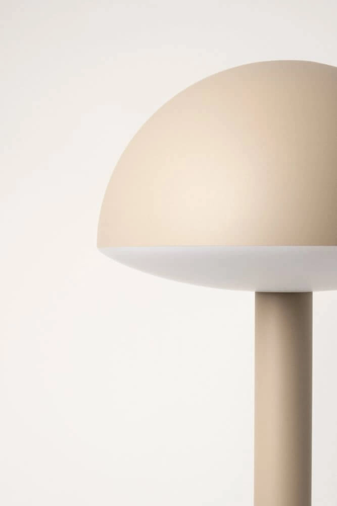 Wiederaufladbare Tischlampe Bug Beige Humble 7446023313322