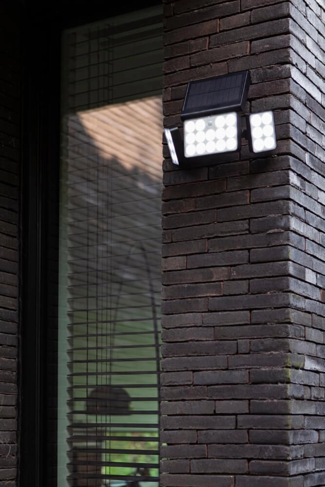Black wall lamp Tuda solar 3 Lutec 6939412013633