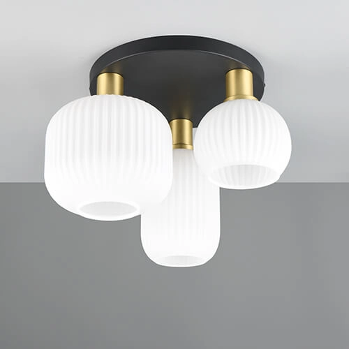 Trendige Deckenleuchte Diva mit weißem Glas Trio 4017807614541