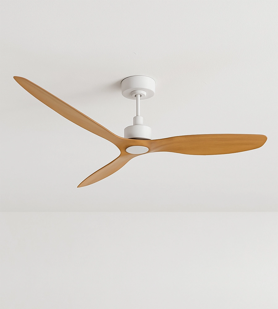Deckenventilator mit Holzflügeln ohne Lampe