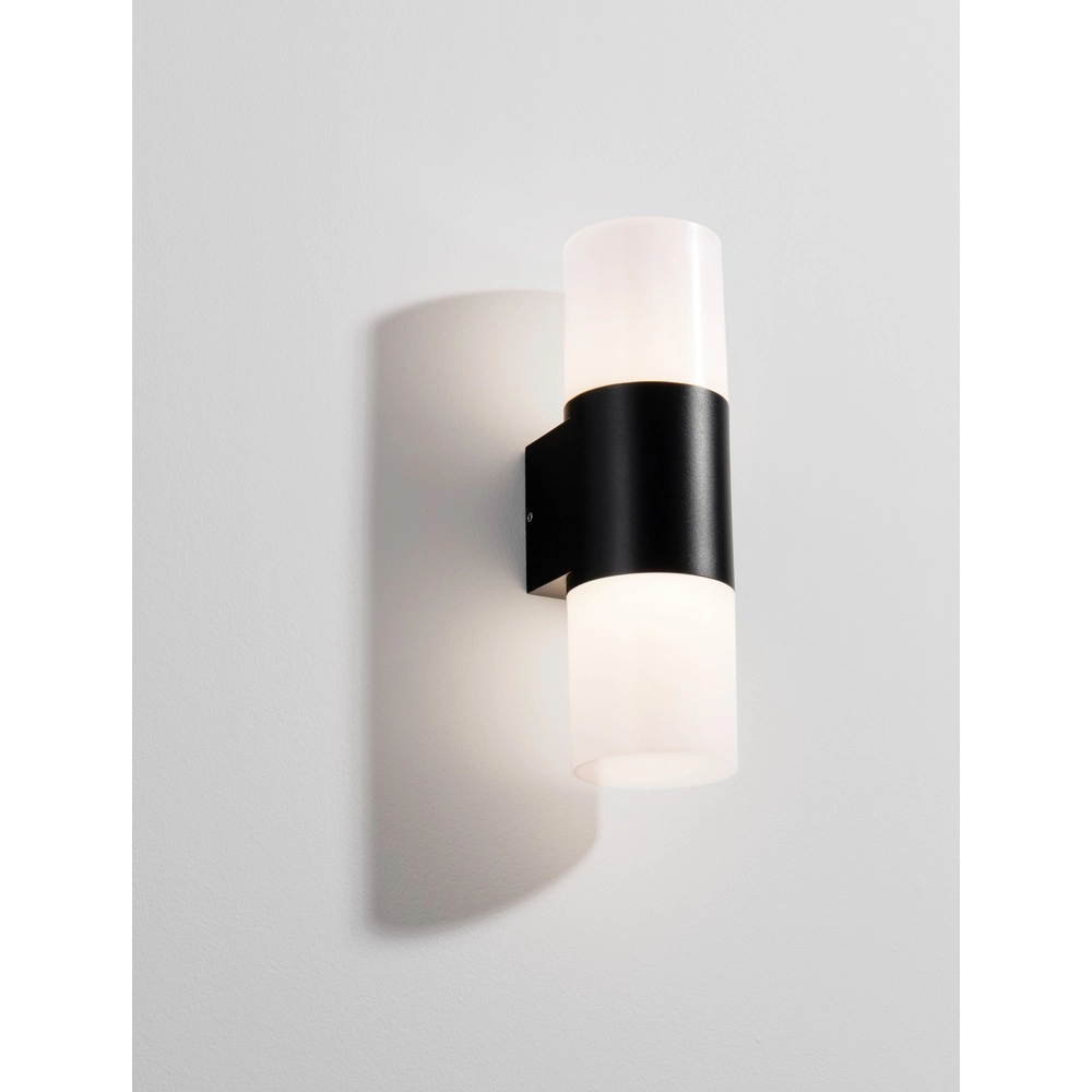 Design-Wandleuchte Paul schwarz Lyora 5212017448248