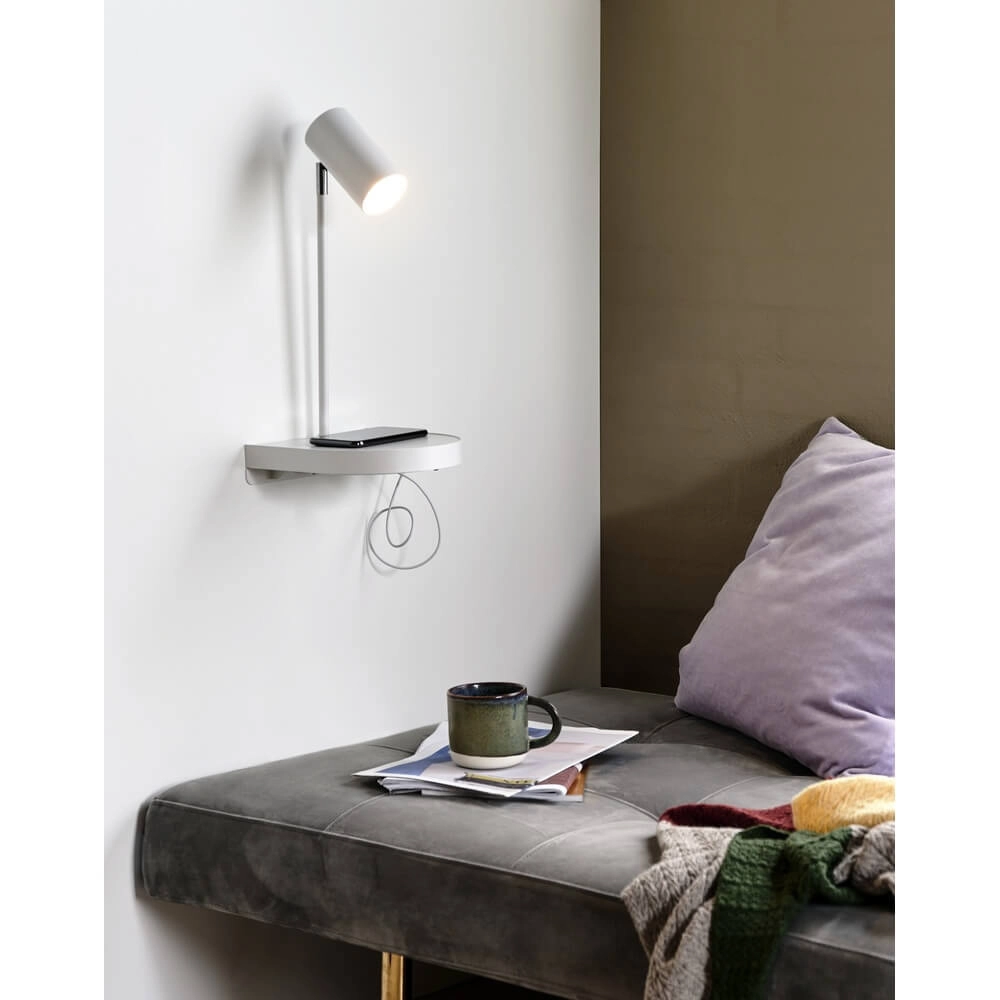 Weiße Wandleuchte Cody mit USB-Anschluss Nordlux 5704924005107