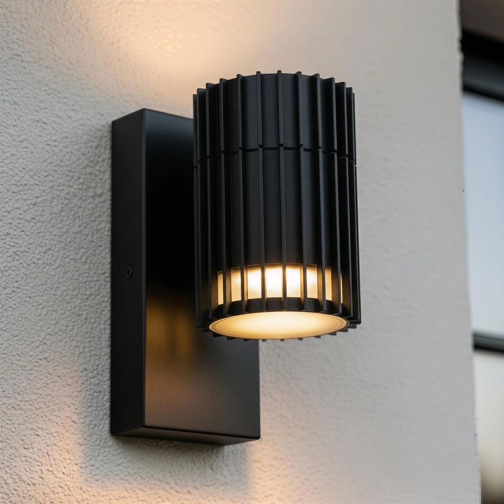 Schwarze Wandlampe Timbala Single Lucide 5411212113900