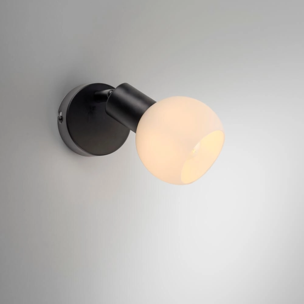 Schwarze Wandlampe Loki 1-Licht Just Light 4043689000752