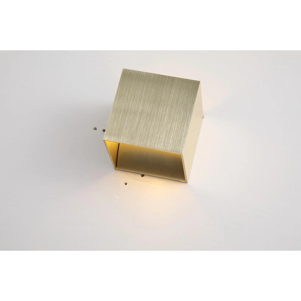 Quadratische Wandleuchte Sifor Gold gebürstet Lyora 5053423285054